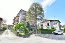 ampio-appartamento-con-3-balconi-e-garage