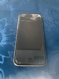 🔧 iPhone 6 Silver rotto – solo per ricambi
