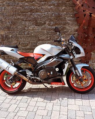Aprilia tuono 1000r