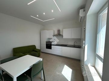 2 LOCALI A CAGLIARI