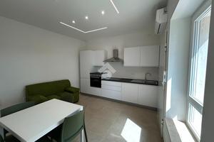 2 LOCALI A CAGLIARI