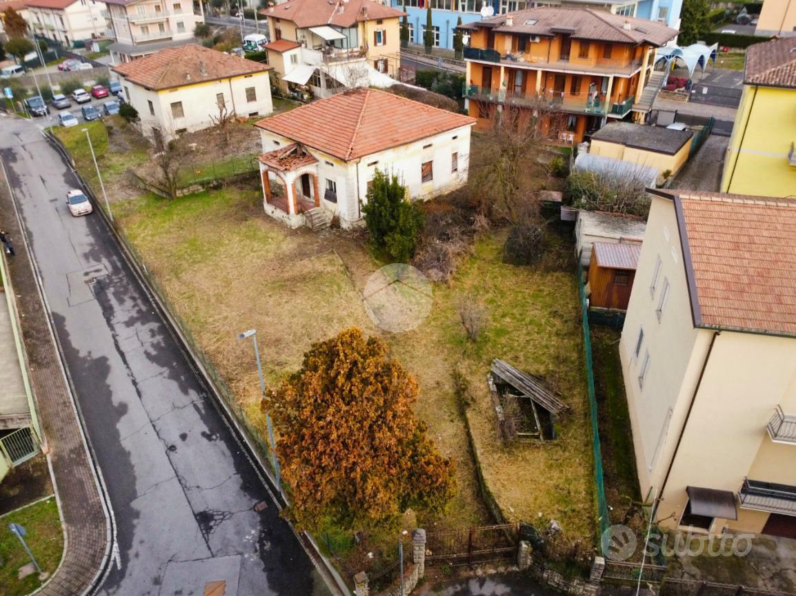 VILLA SINGOLA A CREDARO - Vista 3