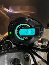 Moto yamaha FZ6