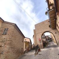 Palazzo storico in centro a penna s. giovanni