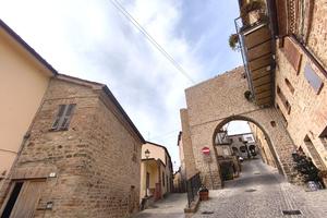 Palazzo storico in centro a penna s. giovanni