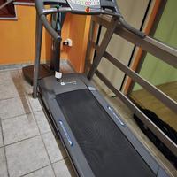 Palestra, pesi, spinning, tappeto, kettlebell