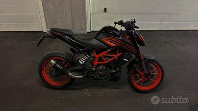 KTM Duke 125