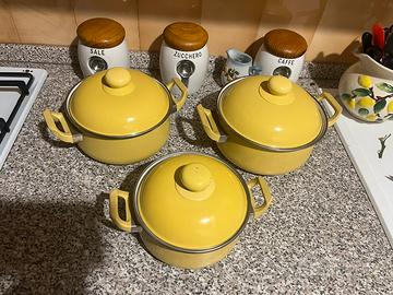 Set 3 pentole vintage con smalto giallo anni 60/70