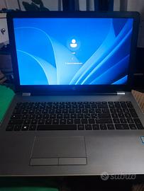 Hp 250 G6 i7 7 Gen. 8 Gb Ram+256 Gb Nvme Windows11