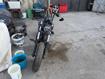 Ricambi Suzuki GZ 250 benz del 2000