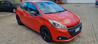 Peugeot 208 BlueHDi 75 5 porte Allure