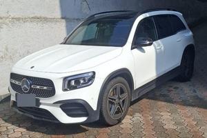 Autovettura MERCEDES GLB 200 d 4 MATIC