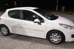 peugeot  207  1.4 diesel 