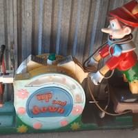 Giostra riproduzione pinocchio