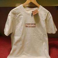 t-shirt White supreme x Burberry 