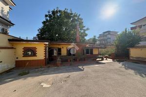 VILLA SINGOLA A ARZANO