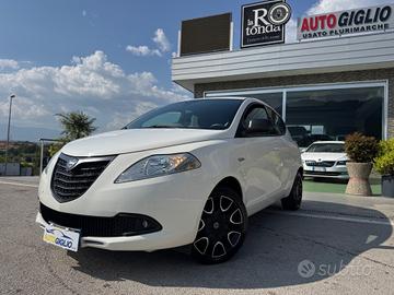 Lancia Ypsilon 1.3 MJT 16V 95 CV 5 porte S&S 30th 