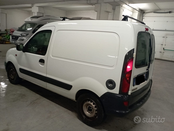 Renault Kangoo passo lungo solo 144 Mila km