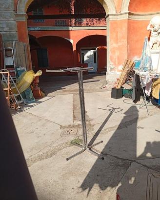 Attaccapanni in acciaio regolabile