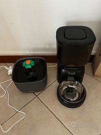 Distributore automatico cibo