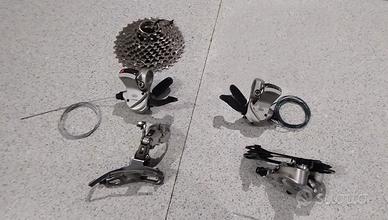 Gruppo Shimano XT M750 9v  RD-M750