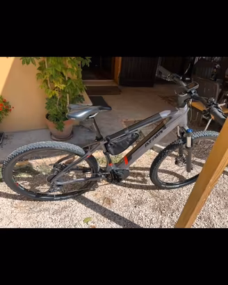 MTB ELET.  DEL2025 ANCORA IN GARANZ SOLO 700 KM !!