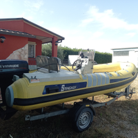 Gommone, motore e carrello