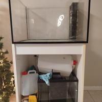 acquario marino / sump / mobile