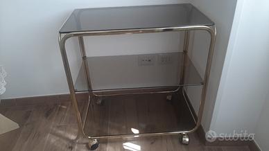 Carrello ottone e vetro e tavolino da salotto