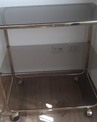 Carrello ottone e vetro e tavolino da salotto