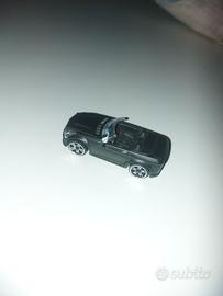 Modellino auto cabrio nero