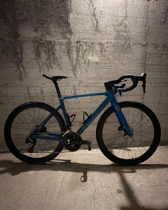Scott Addict RC - Carbon Disc Shimano 105 Di2