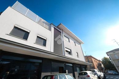 3 LOCALI A NOVI DI MODENA