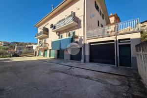 3 LOCALI A CAMPODIPIETRA