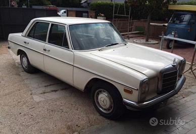 Mercedes benz 1972 benzina