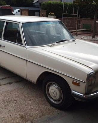 Mercedes benz 1972 benzina