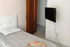 Stanza singola con bagno per personale femminile