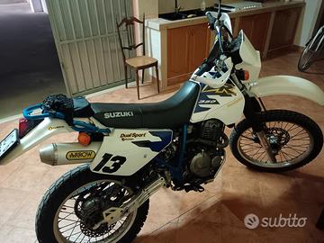 Suzuki DR 350 se