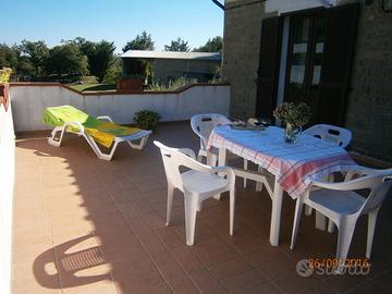 Casa in campagna con terrazzo