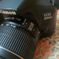 Canon eos 2000D