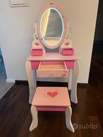 Specchio delle principesse con seggiolino