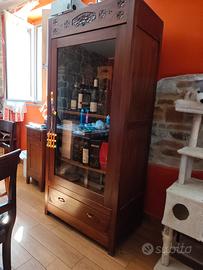 vetrina in legno