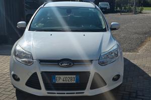 Ford Focus 2.0 TDCi 115 CV Powershift Titanium