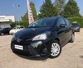 TOYOTA Yaris 1.0 69cv 5p Young Navi OK Neopatent