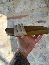 BEATRICE VALENZUELA N.37