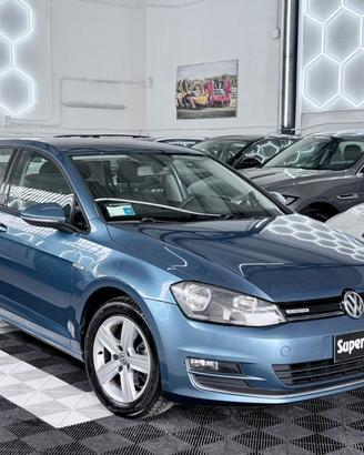 Volkswagen Golf 1.4TGI 110CV 5p. Highline BlueMoti