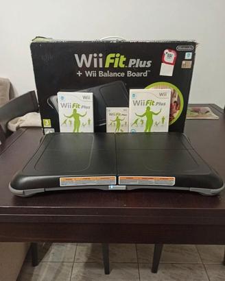 Nintendo Wii Fit Plus + Balance Board Nero