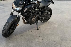 Yamaha Mt-07