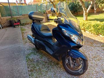 Suzuki Burgman 400 22.700 km
