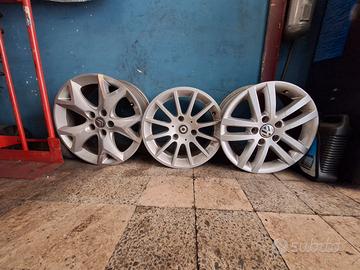 Cerchi in lega 15 16 17 set completi